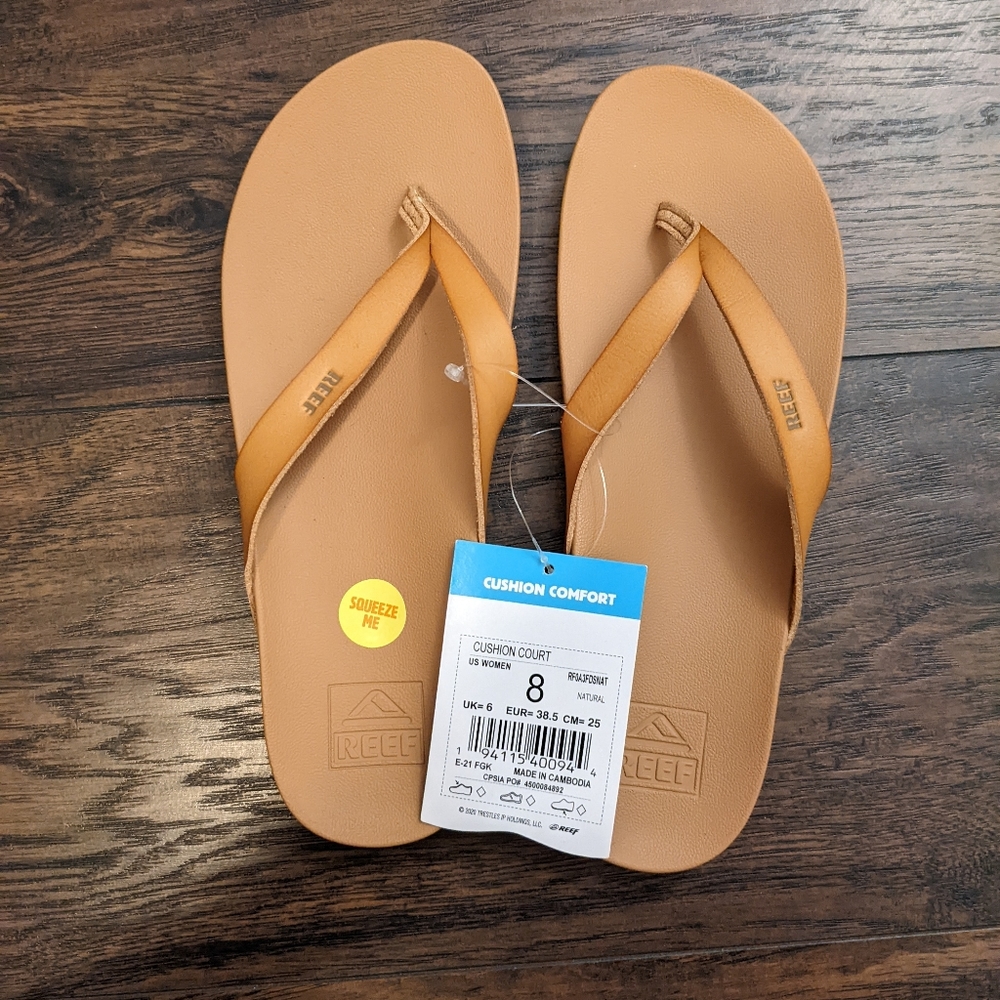 NWT Reef Cushion Court Flip Flops